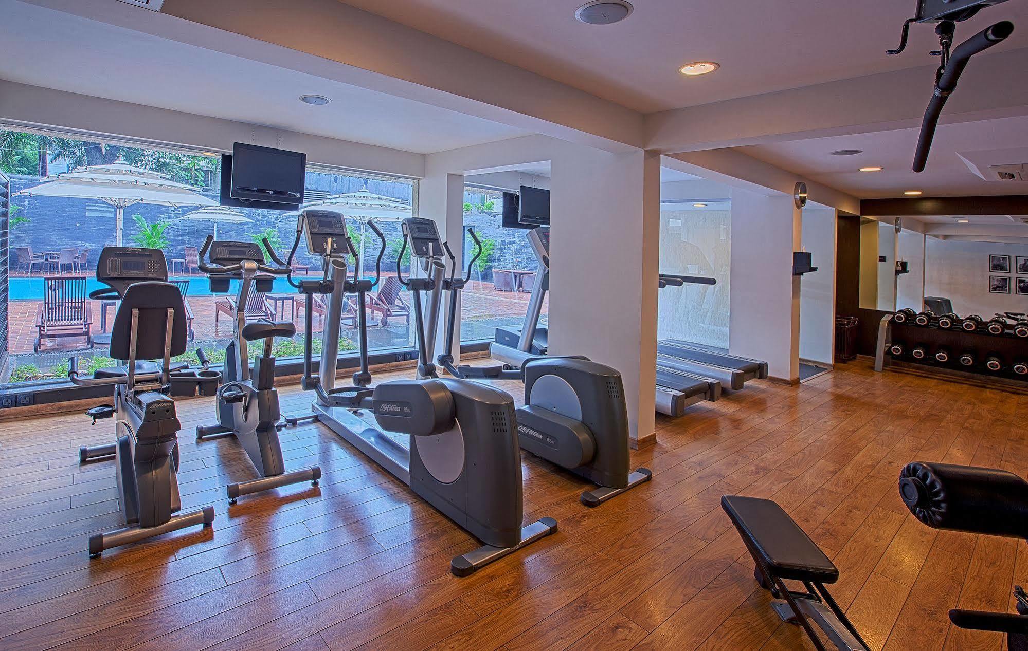 Aparthotel Oakwood Naylor Road 4*