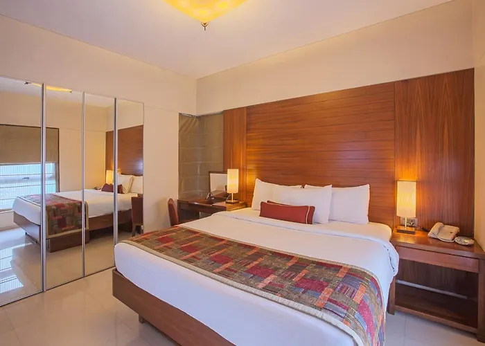 Oakwood Residence Naylor Road Pune