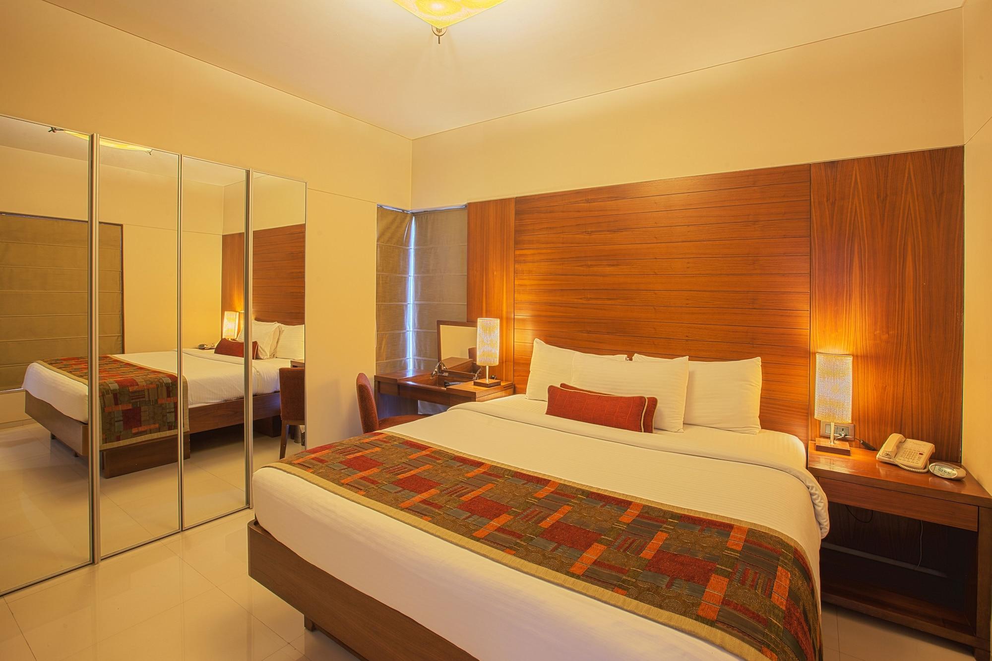 Oakwood Naylor Road Aparthotel 4*